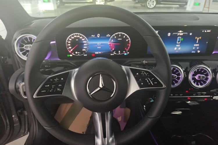 Used Mercedes-Benz A-Class 2025 A 180 L Steering Wheel