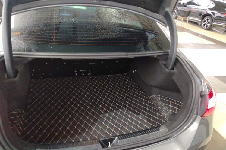 Used Mercedes-Benz A-Class 2025 A 200 L Fashion Model Trunk