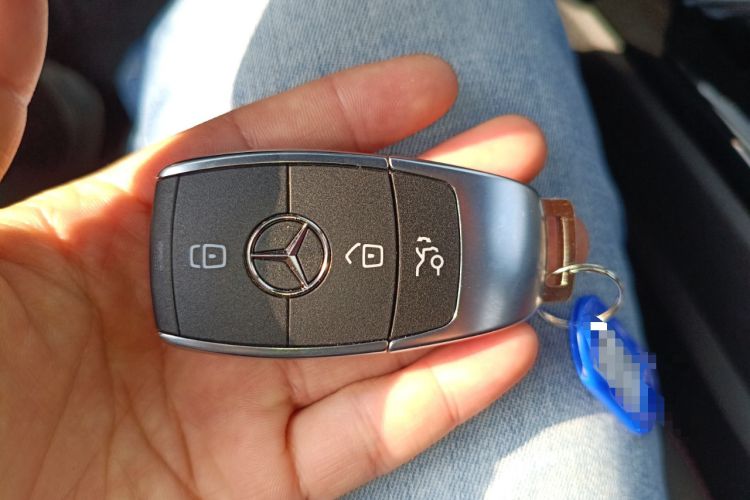 Used Mercedes-Benz A-Class 2025 A 200 L Fashion Model Vehicle Key