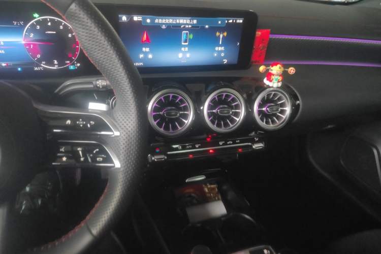 Used Mercedes-Benz A-Class 2025 A 200 L Fashion Model Audio And AC Panel