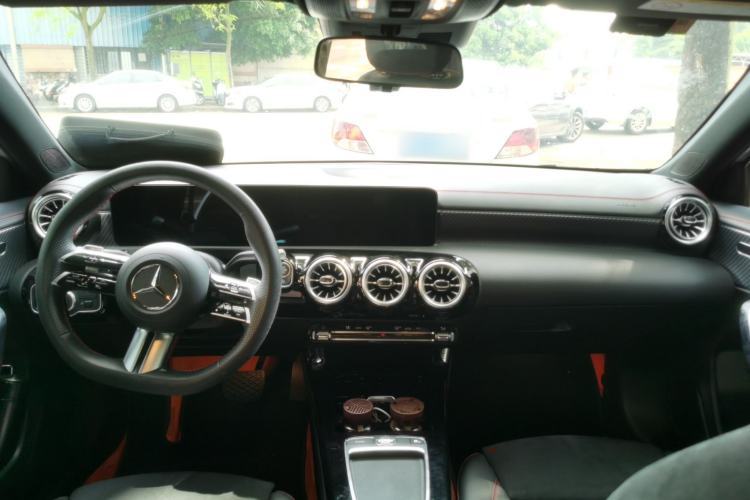 Used Mercedes-Benz A-Class 2025 A 200 L Fashion Model Center Console