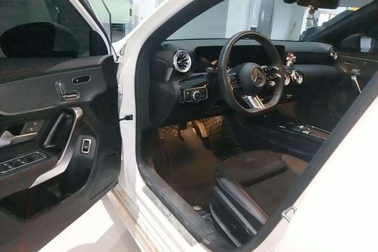 Used Mercedes-Benz A-Class 2025 A 200 L Fashion Model Driver Seat