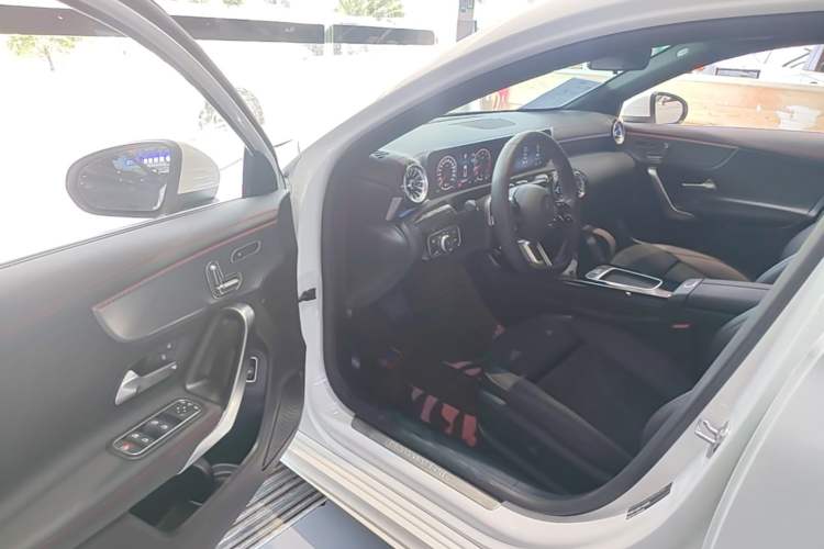 Used Mercedes-Benz A-Class 2025 A 200 L Fashion Model Driver Seat