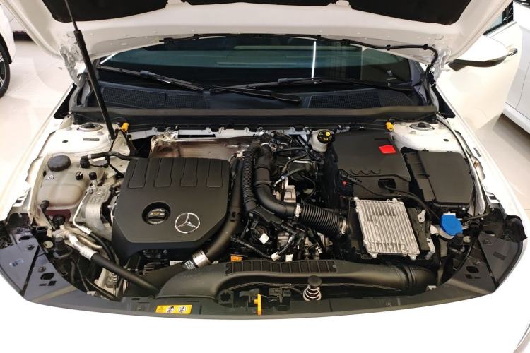 Used Mercedes-Benz A-Class 2025 A 200 L Fashion Model Engine Bay