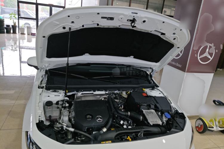 Used Mercedes-Benz A-Class 2025 A 200 L Fashion Model Engine Bay