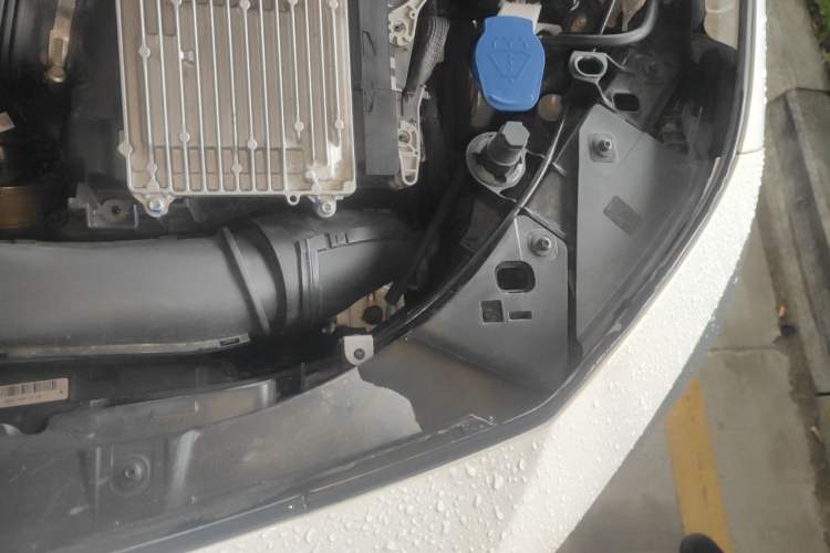 Used Mercedes-Benz A-Class 2025 A 200 L Fashion Model Engine Bay Left