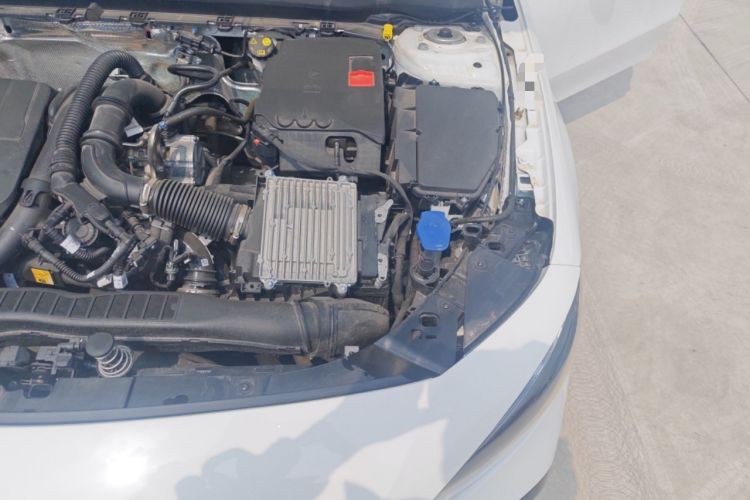 Used Mercedes-Benz A-Class 2025 A 200 L Fashion Model Engine Bay Left