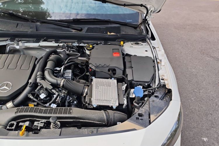 Used Mercedes-Benz A-Class 2025 A 200 L Fashion Model Engine Bay Left