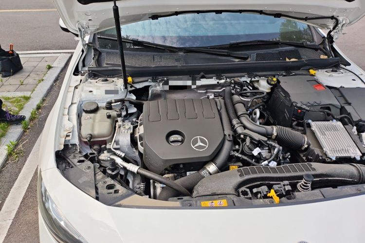 Used Mercedes-Benz A-Class 2025 A 200 L Fashion Model Engine Bay Right