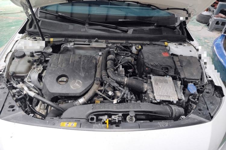 Used Mercedes-Benz A-Class 2025 Facelifted A 200 L Fashion Edition Engine Bay