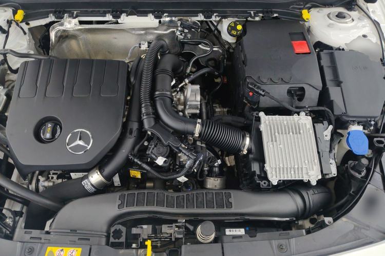 Used Mercedes-Benz A-Class 2025 A 200 L Fashion Model Engine Bay