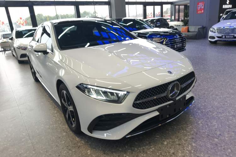 Used Mercedes-Benz A-Class 2025 A 200 L Fashion Model Exterior 1