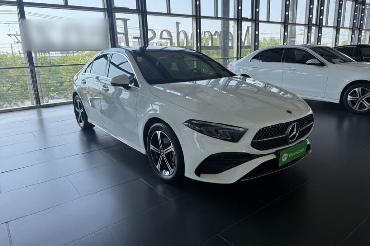 Used Mercedes-Benz A-Class 2025 A 200 L Fashion Model Exterior 2
