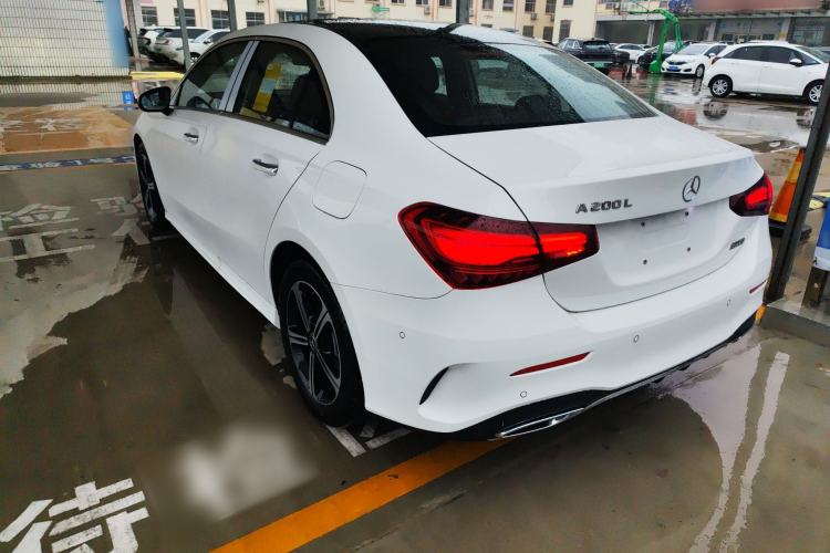Used Mercedes-Benz A-Class 2025 A 200 L Fashion Model Exterior 2