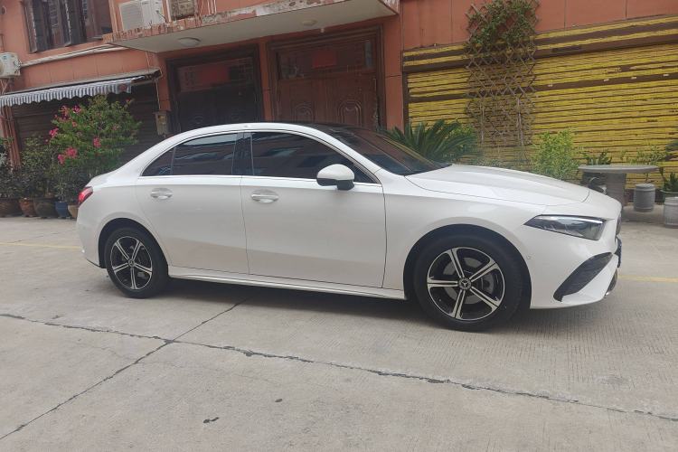 Used Mercedes-Benz A-Class 2025 A 200 L Fashion Model Exterior 2
