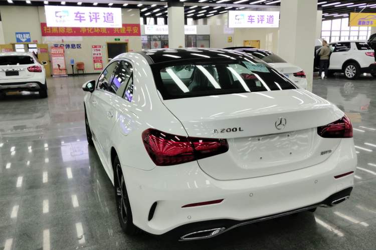 Used Mercedes-Benz A-Class 2025 A 200 L Fashion Model Exterior 2