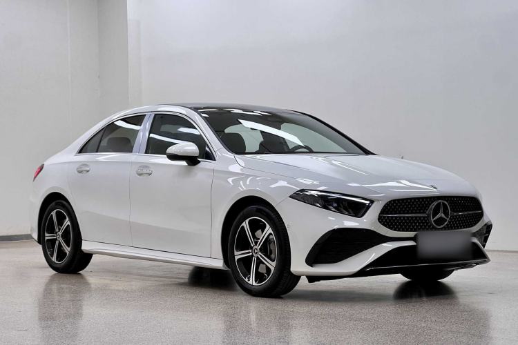 Used Mercedes-Benz A-Class 2025 A 200 L Fashion Model Exterior 2