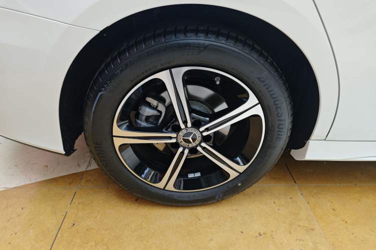 Used Mercedes-Benz A-Class 2025 A 200 L Fashion Model Exterior 2