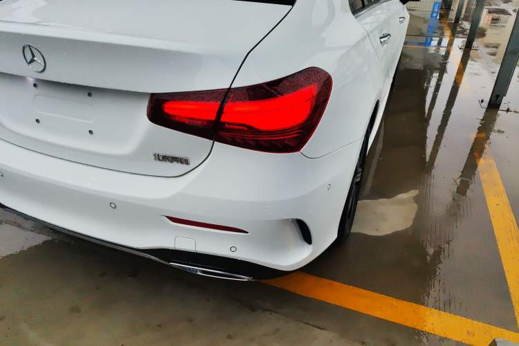 Used Mercedes-Benz A-Class 2025 A 200 L Fashion Model Exterior 3