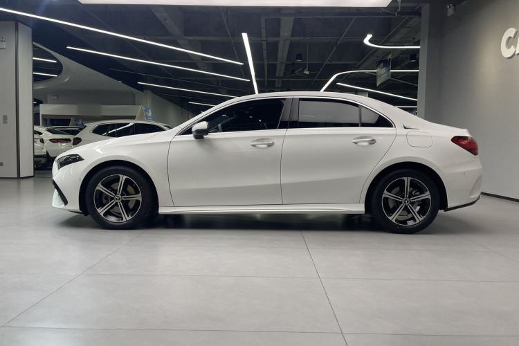 Used Mercedes-Benz A-Class 2025 A 200 L Fashion Model Exterior 3