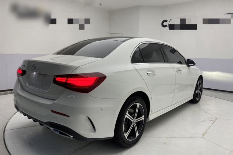 Used Mercedes-Benz A-Class 2025 A 200 L Fashion Model Exterior 4