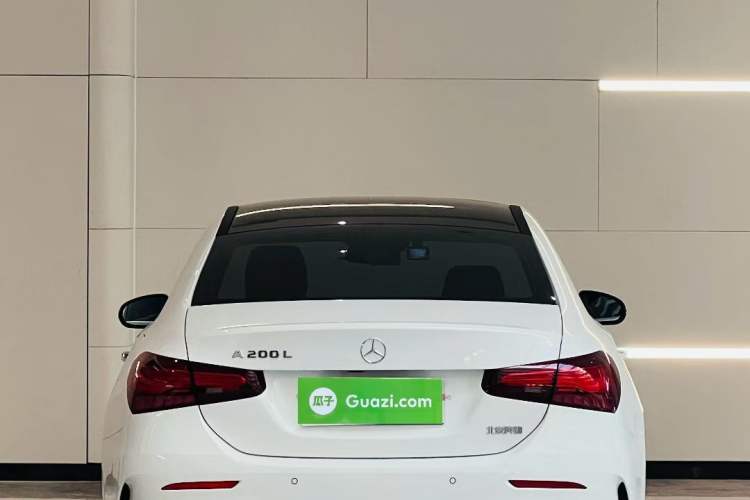 Used Mercedes-Benz A-Class 2025 A 200 L Fashion Model Exterior 4
