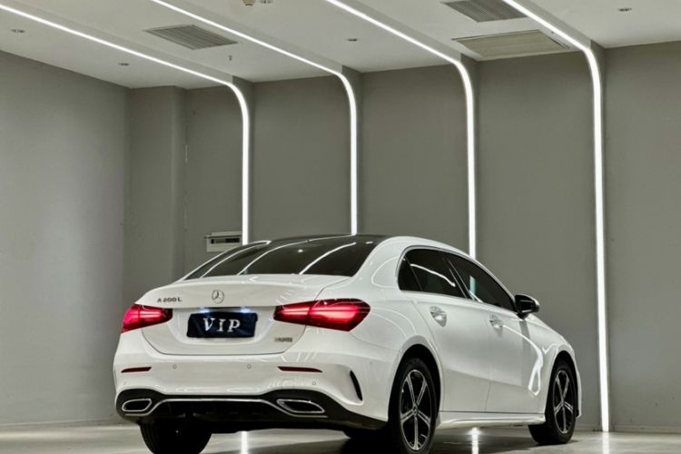 Used Mercedes-Benz A-Class 2025 A 200 L Fashion Model Exterior 4