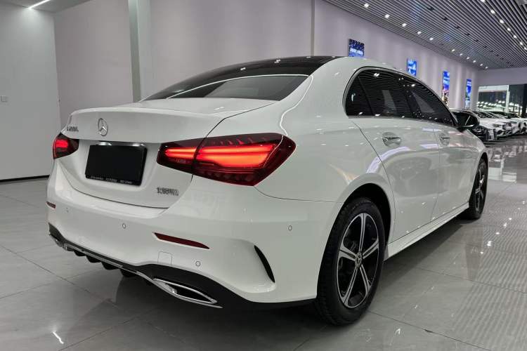 Used Mercedes-Benz A-Class 2025 A 200 L Fashion Model Exterior 6
