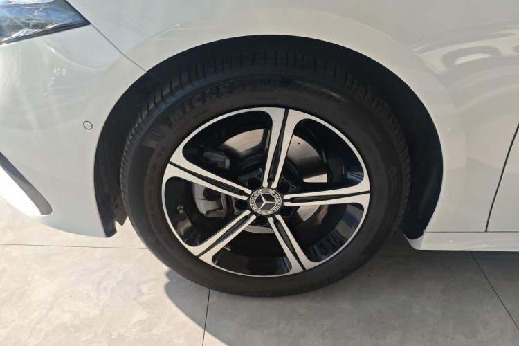Used Mercedes-Benz A-Class 2025 A 200 L Fashion Model Exterior 7