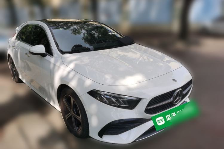 Used Mercedes-Benz A-Class 2025 A 200 L Fashion Model Front Right 45 Deg