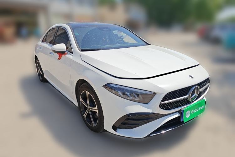 Used Mercedes-Benz A-Class 2025 A 200 L Fashion Model Front Right 45 Deg