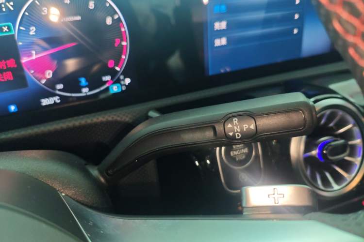 Used Mercedes-Benz A-Class 2025 A 200 L Fashion Model Gear Lever