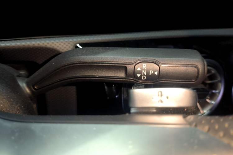 Used Mercedes-Benz A-Class 2025 A 200 L Fashion Model Gear Lever
