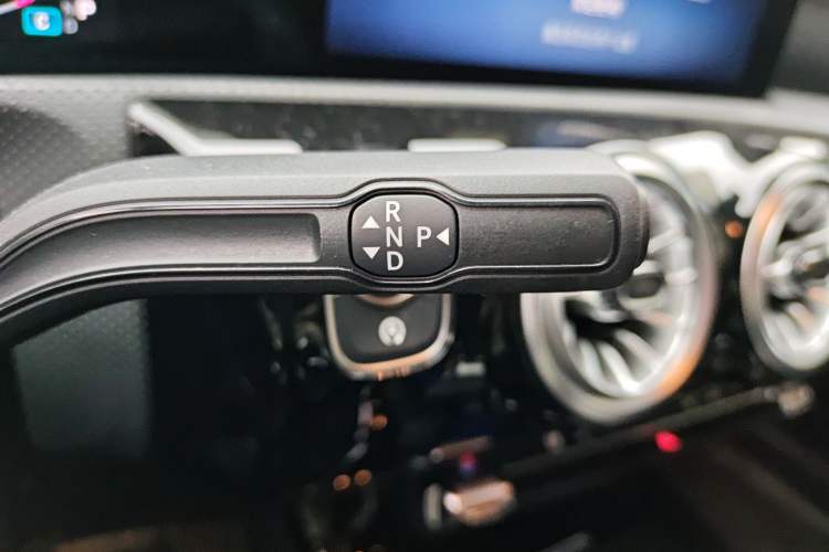 Used Mercedes-Benz A-Class 2025 A 200 L Fashion Model Gear Lever