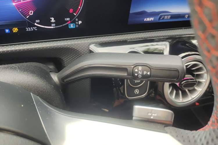 Used Mercedes-Benz A-Class 2025 A 200 L Fashion Model Gear Lever
