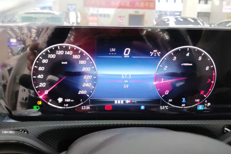 Used Mercedes-Benz A-Class 2025 A 200 L Fashion Model Instrument Cluster