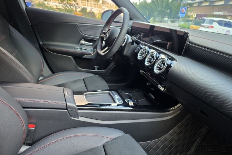 Used Mercedes-Benz A-Class 2025 A 200 L Fashion Model Interior 10