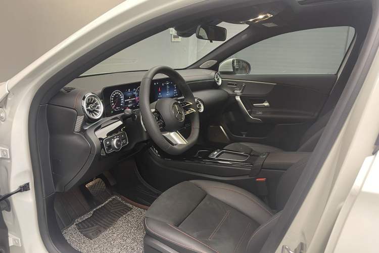 Used Mercedes-Benz A-Class 2025 A 200 L Fashion Model Interior 2