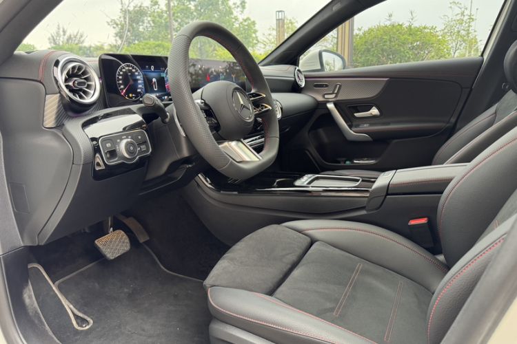 Used Mercedes-Benz A-Class 2025 A 200 L Fashion Model Interior 2