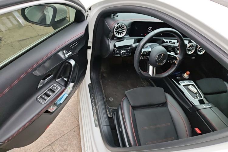 Used Mercedes-Benz A-Class 2025 A 200 L Fashion Model Interior 3