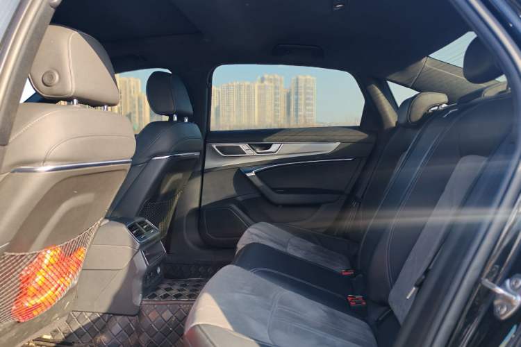 Used Mercedes-Benz A-Class 2025 A 200 L Fashion Model Interior 3