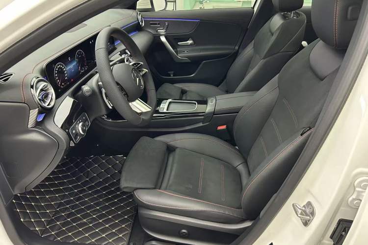 Used Mercedes-Benz A-Class 2025 A 200 L Fashion Model Interior 5