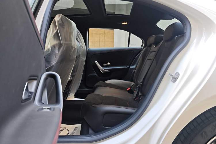 Used Mercedes-Benz A-Class 2025 A 200 L Fashion Model Interior 5
