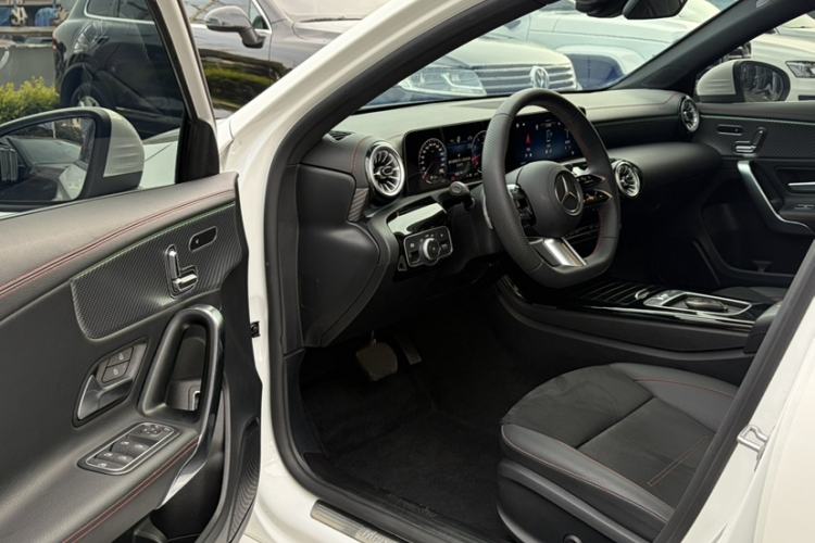 Used Mercedes-Benz A-Class 2025 A 200 L Fashion Model Interior 6