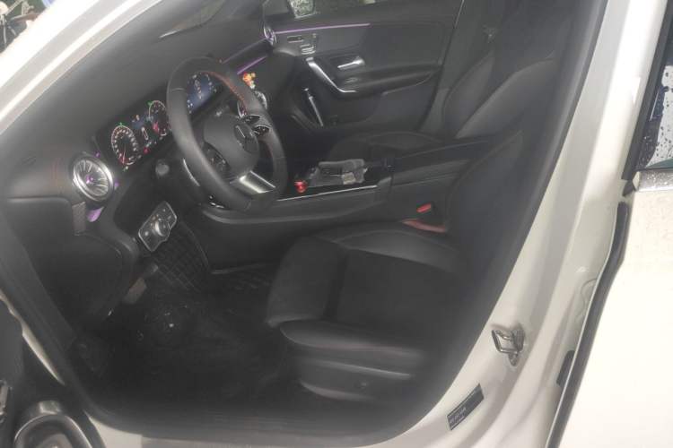 Used Mercedes-Benz A-Class 2025 A 200 L Fashion Model Left Front Seat