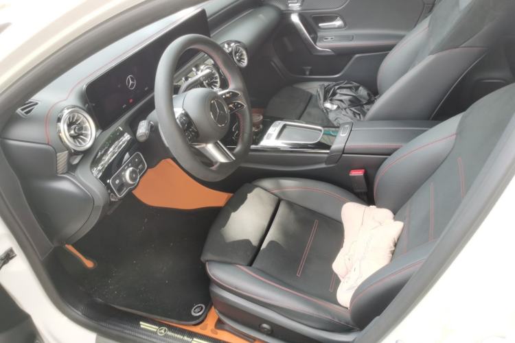 Used Mercedes-Benz A-Class 2025 A 200 L Fashion Model Left Front Seat