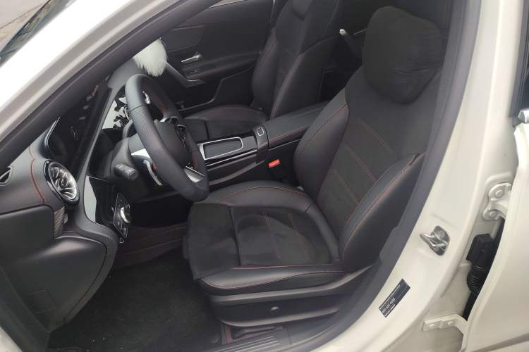 Used Mercedes-Benz A-Class 2025 A 200 L Fashion Model Left Front Seat