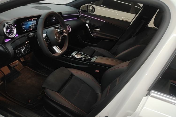 Used Mercedes-Benz A-Class 2025 A 200 L Fashion Model Left Front Seat