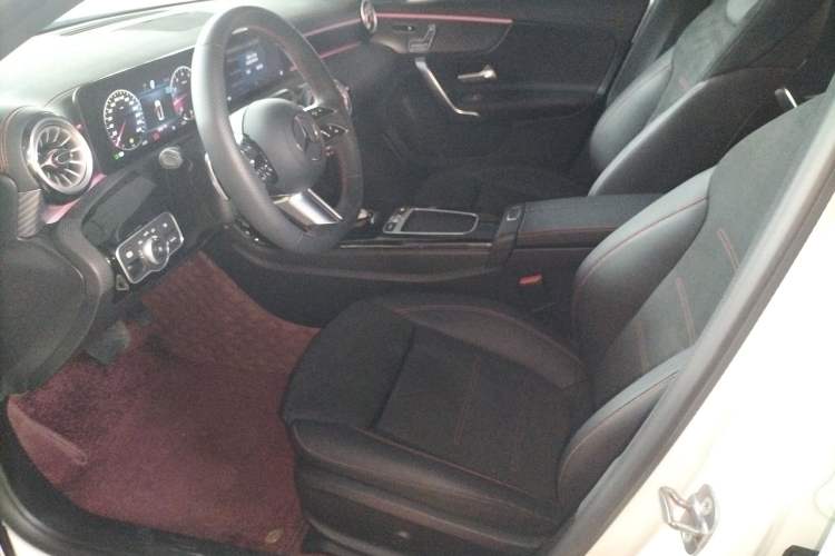 Used Mercedes-Benz A-Class 2025 A 200 L Fashion Model Left Front Seat