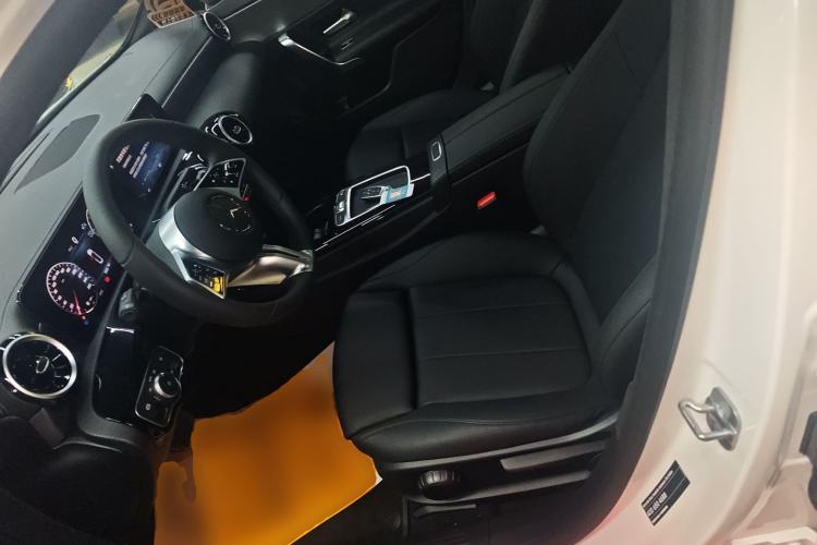 Used Mercedes-Benz A-Class 2025 A 180 L Left Front Seat